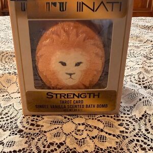 Illuminati Bath Bomb - Strength - Vanilla scented